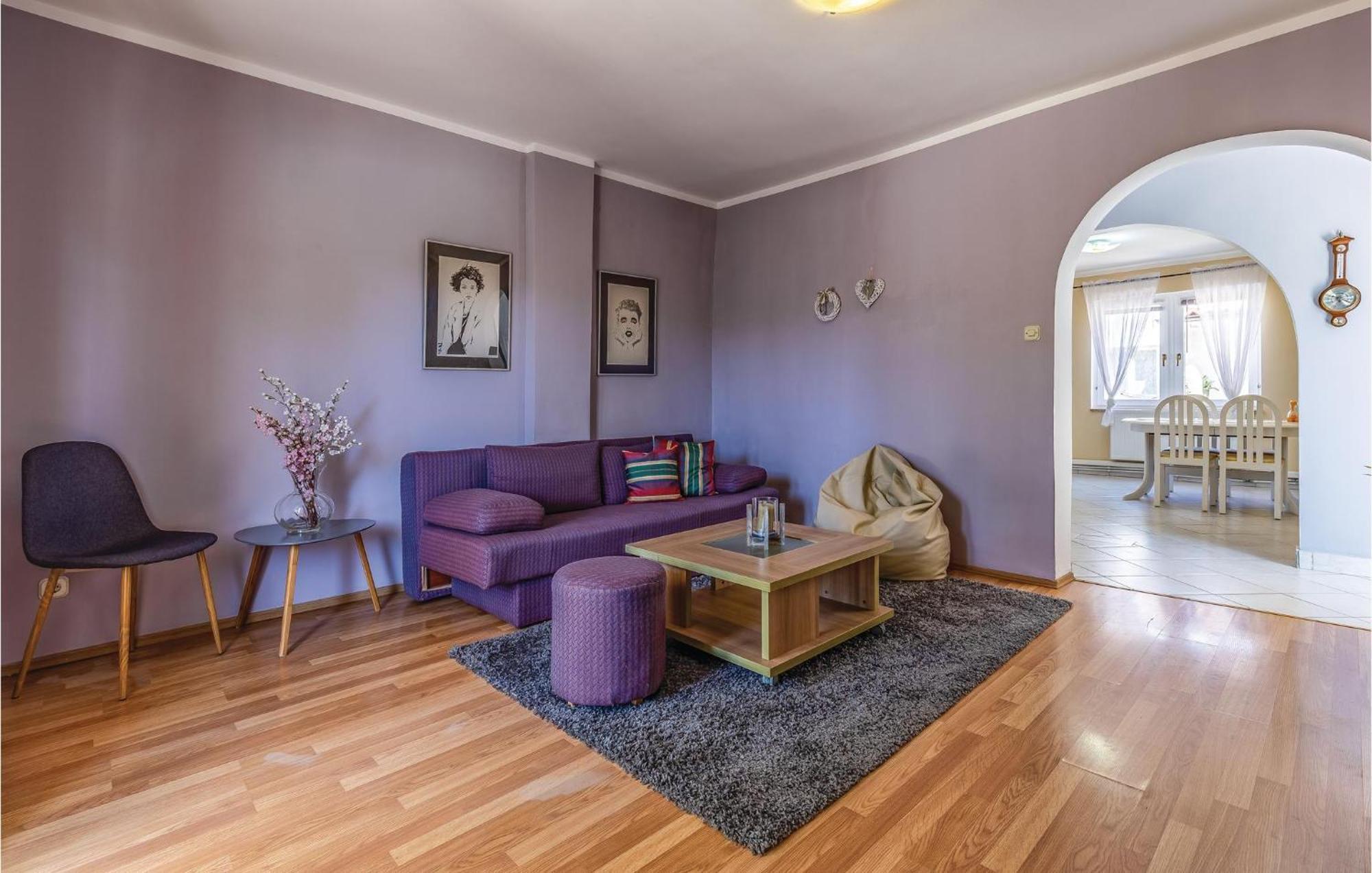 Apartment Gorgeous In With Kitchen *